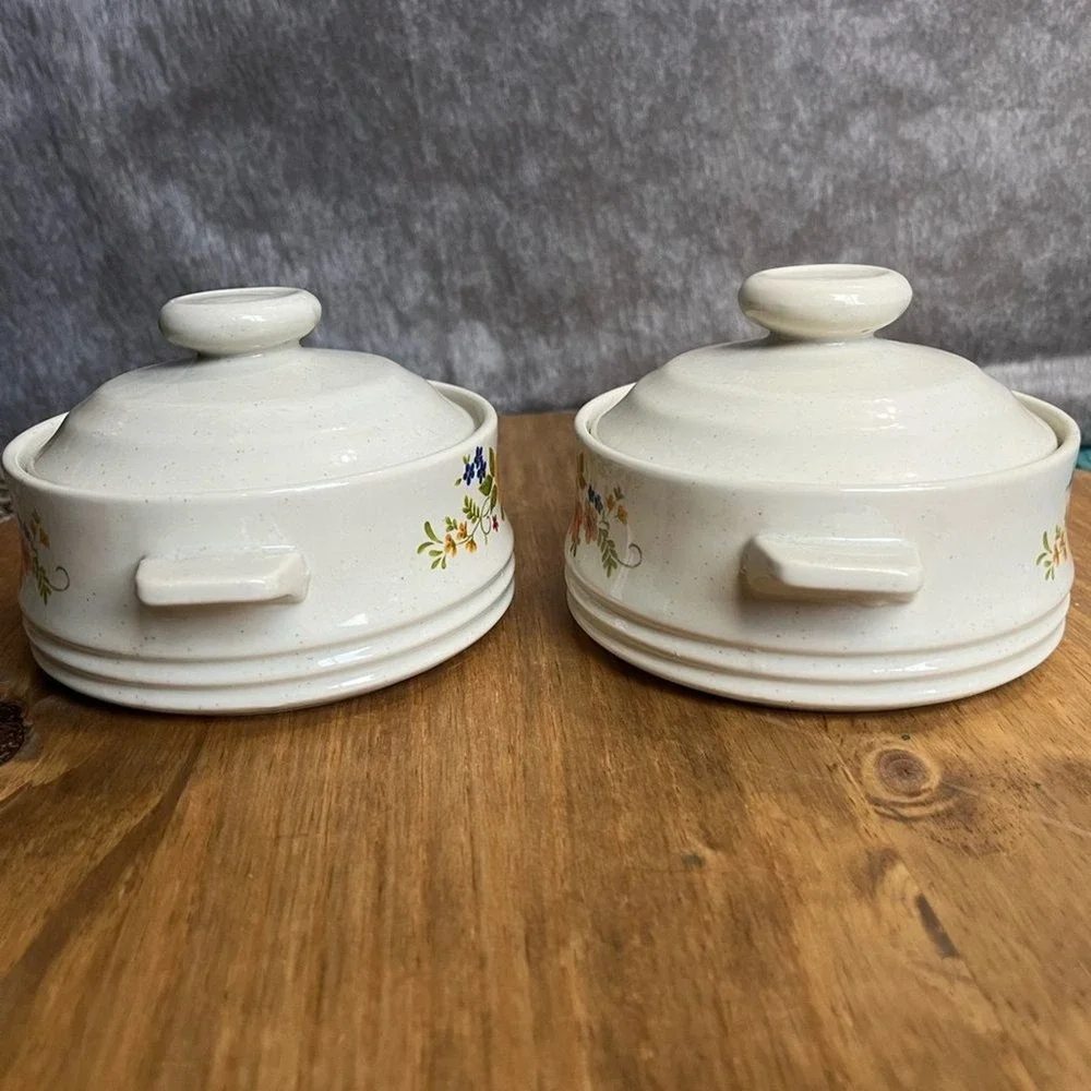 Vintage Set of‎ Sweet Flowers Serve 'N Store Stoneware Casserole Dishes w/Lid